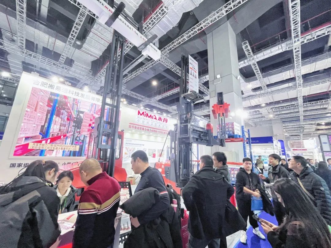 米瑪電動(dòng)叉車(chē)國(guó)際紡織展.jpg 米瑪電動(dòng)叉車(chē)國(guó)際紡織展.jpg