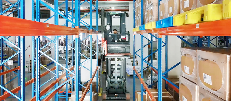 服裝行業(yè).jpg 服裝行業(yè).jpg