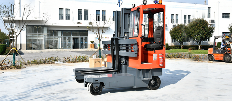 米瑪全向電動叉車.jpg 米瑪全向電動叉車.jpg