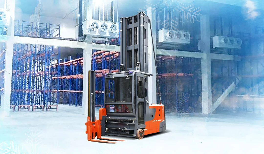 米瑪冷庫三向叉車2.jpg 米瑪冷庫三向叉車2.jpg